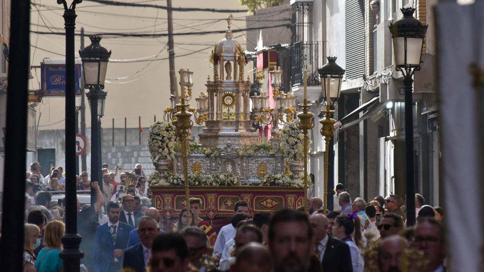 Las fotos de la procesión del Corpus Christi en La Línea
