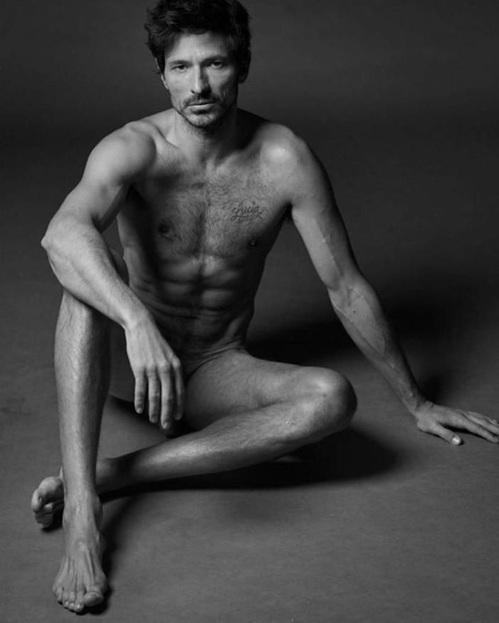 Andrés Velencoso en su última portada Andrés Velencoso en su última portada