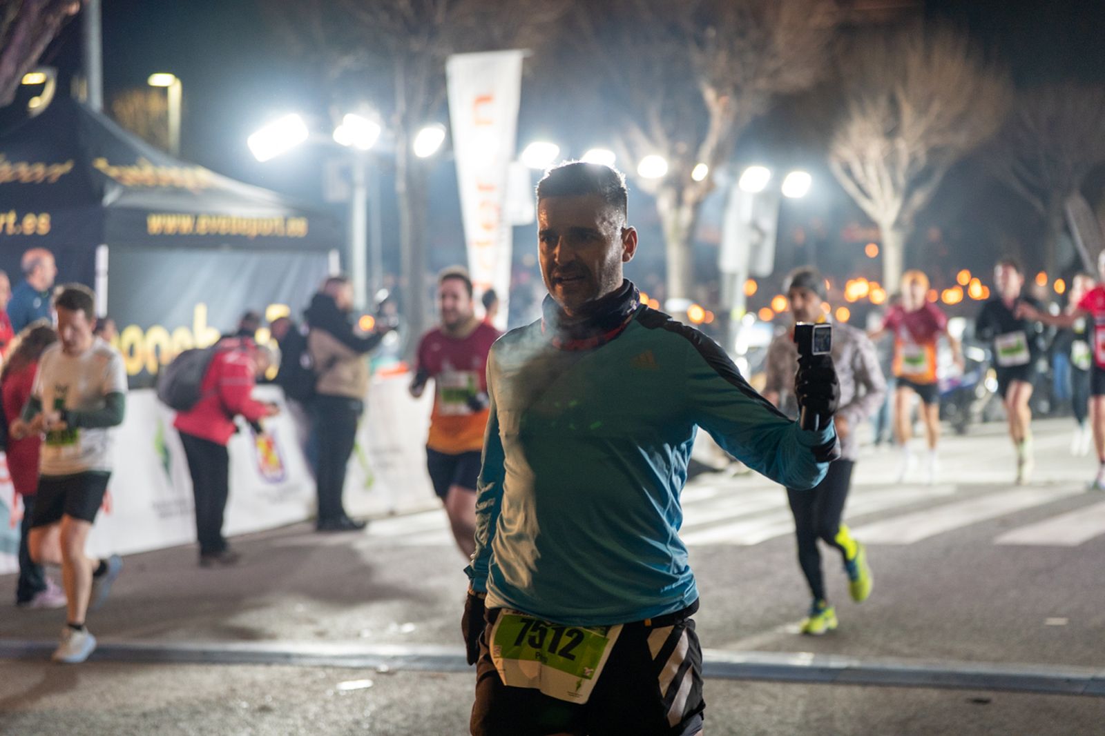 En imágenes: búscate en tu llegada a meta de la Carrera de San Antón 2026 (6)