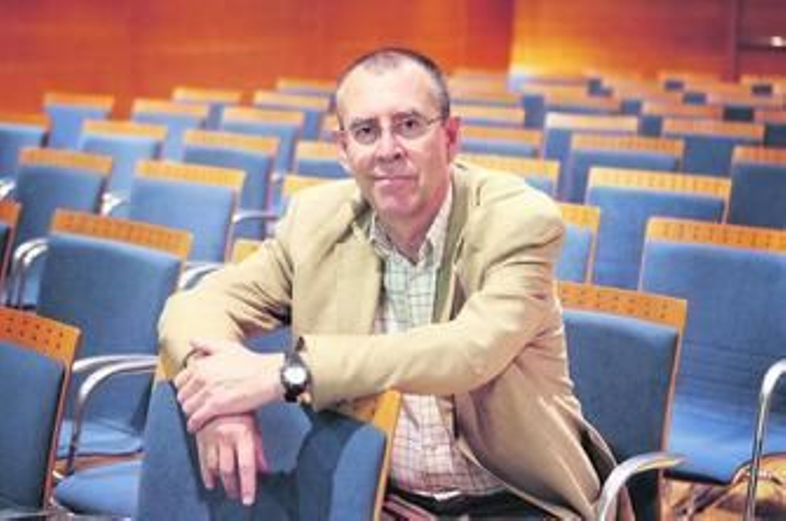 El profesor Moreno es experto en Ecología Evolutiva.