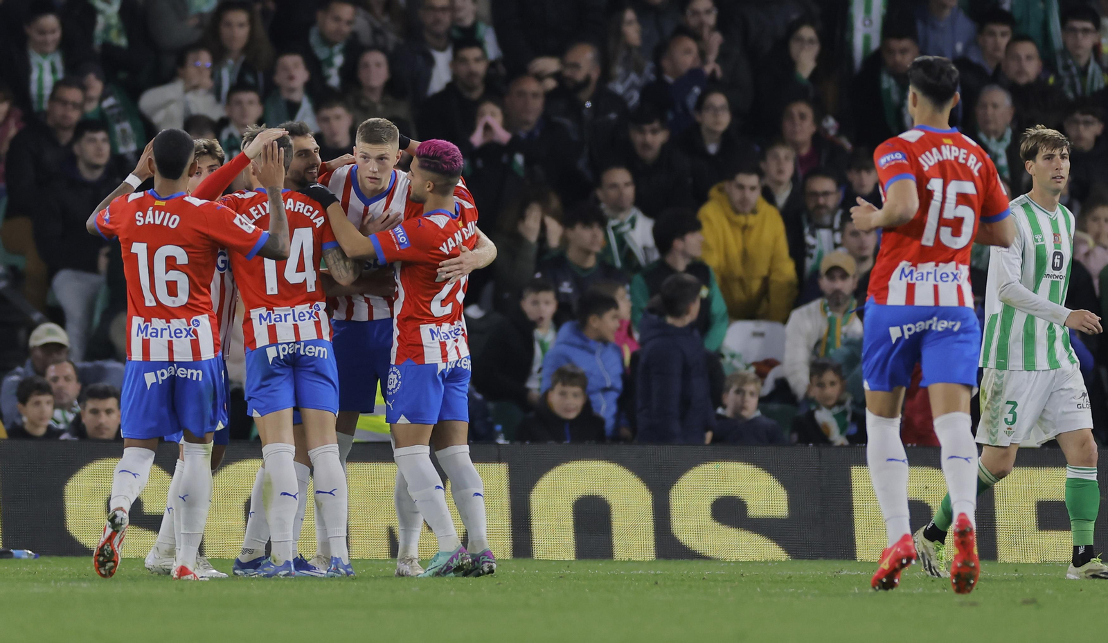 Las fotos del Betis-Girona
