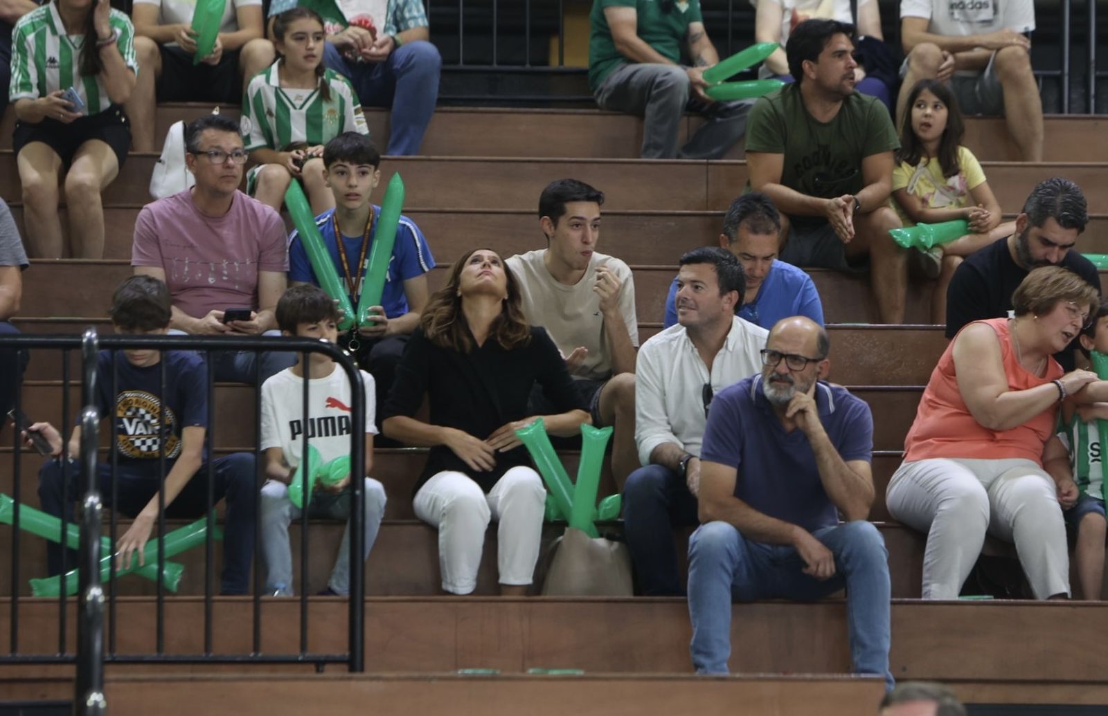 Búscate en el o Betis Granada de baloncesto