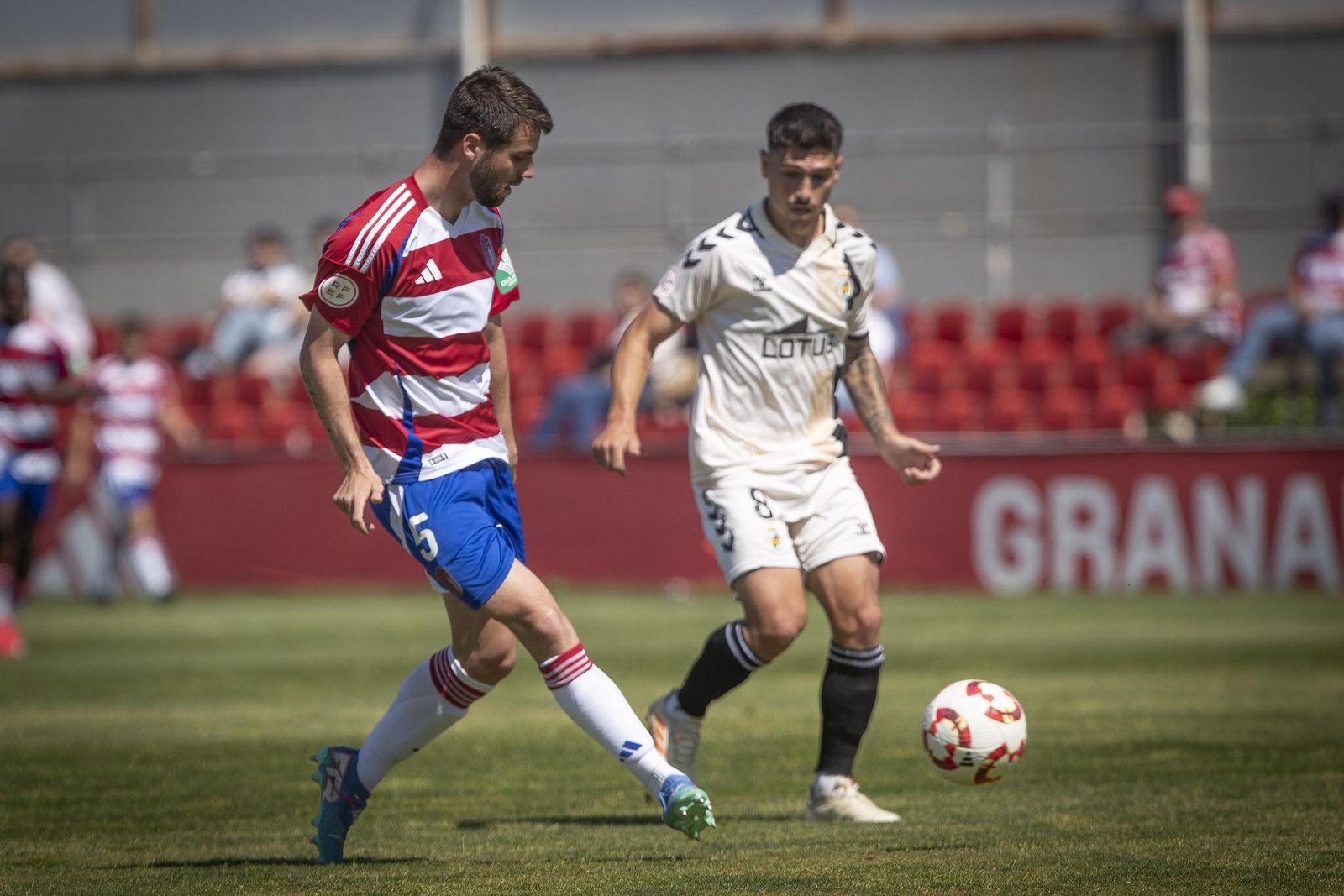 Las mejores imágenes del Recreativo Granada-Balompédica Linense