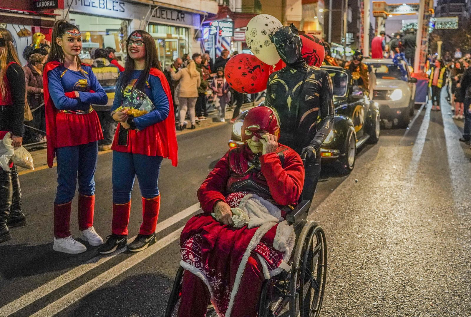 La cabalgata de los Reyes Magos de Granada, en imágenes