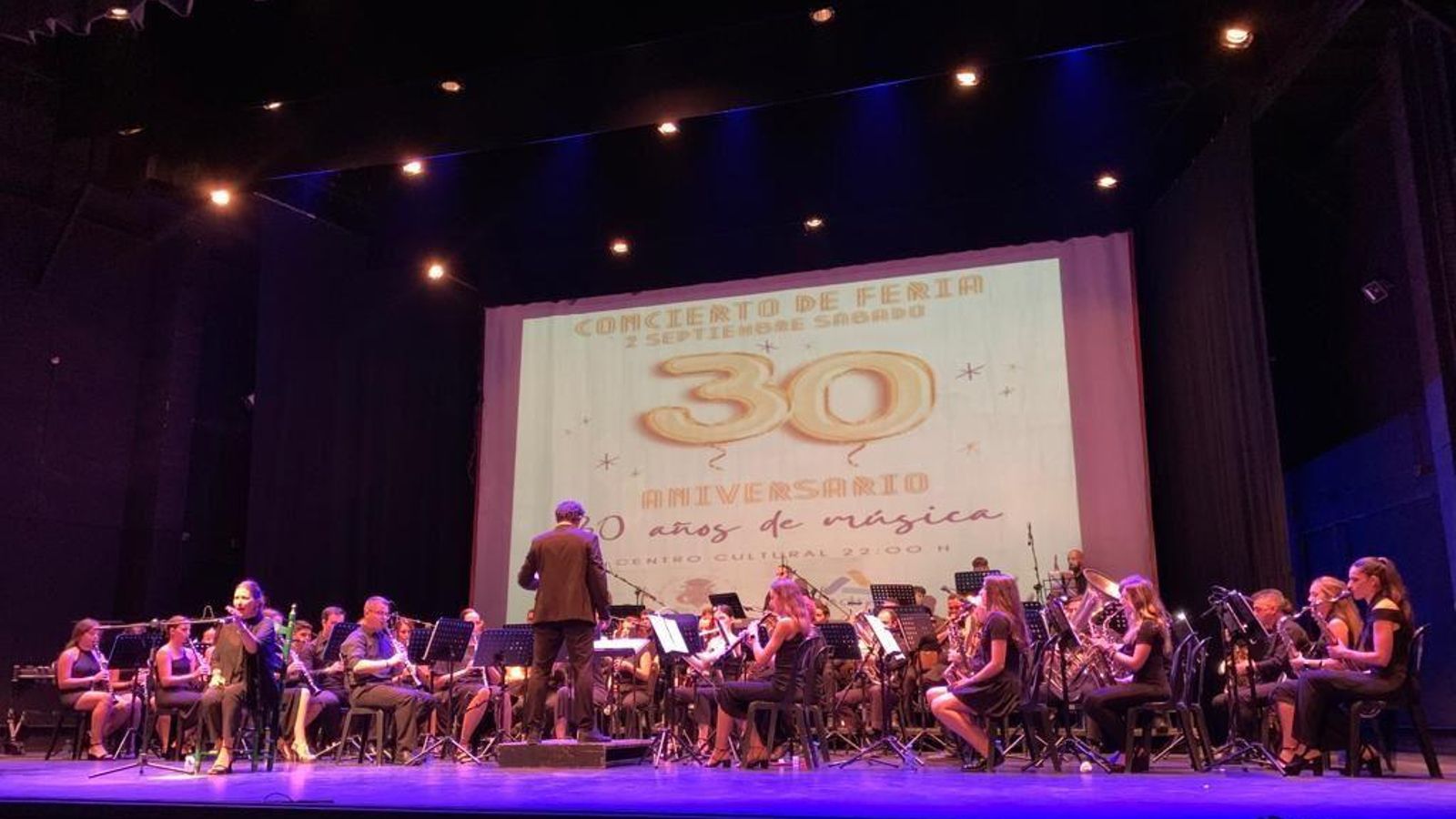 La Banda de Música 'Ortiz de Villajos' celebró su 30 aniversario.