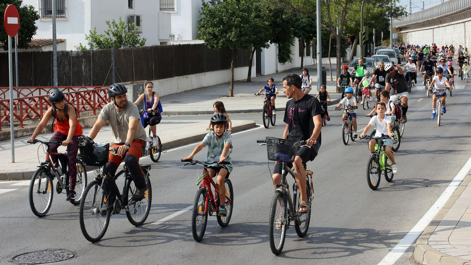 Búscate en el Día de la Bici Amistad por Jerez