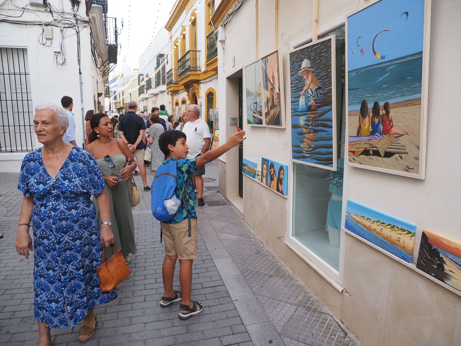 'Un paseo por el arte' en Ayamonte: las mejores imágenes