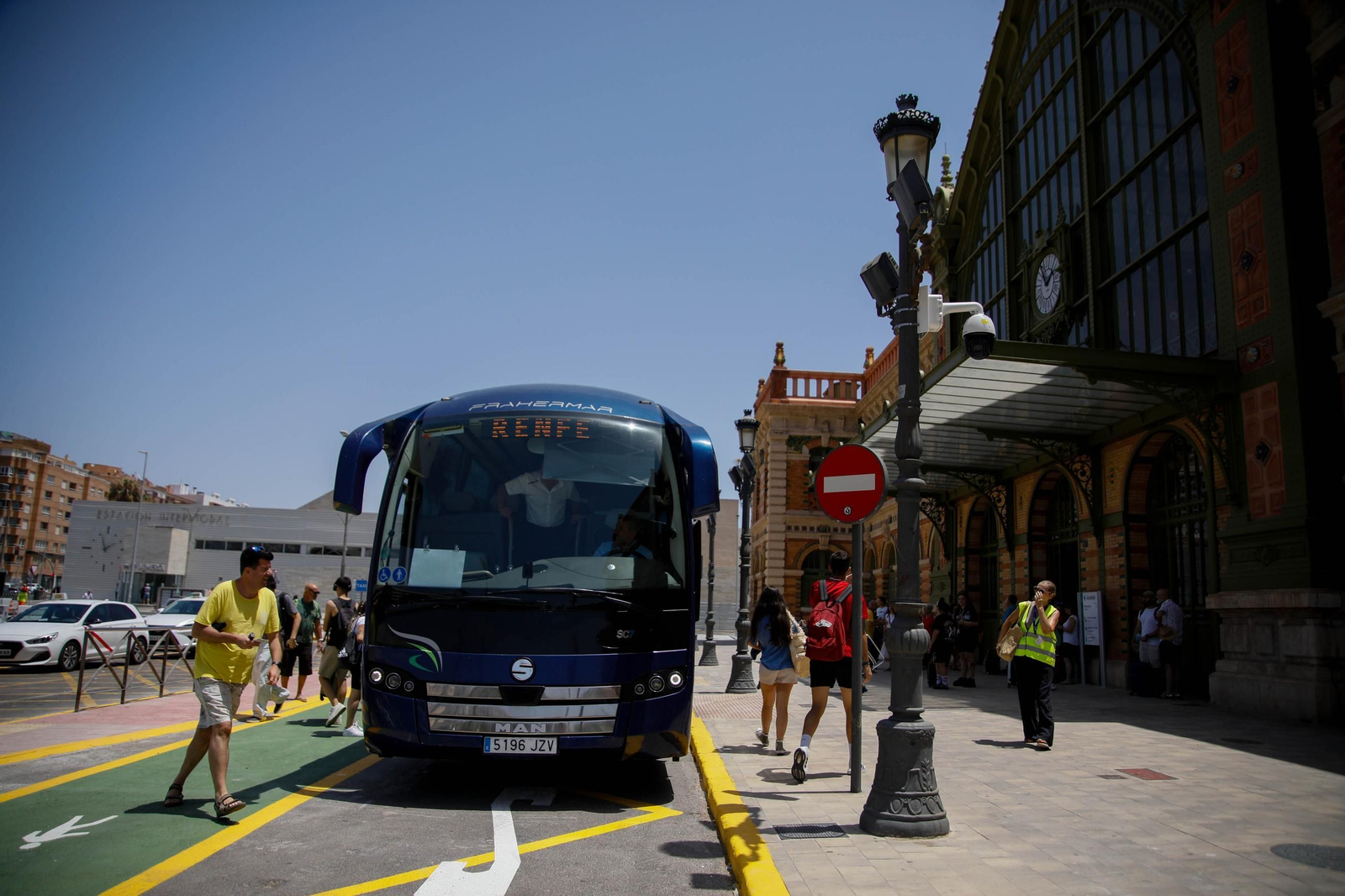 La apertura de la antigua estación de RENFE de Almería, en imágenes