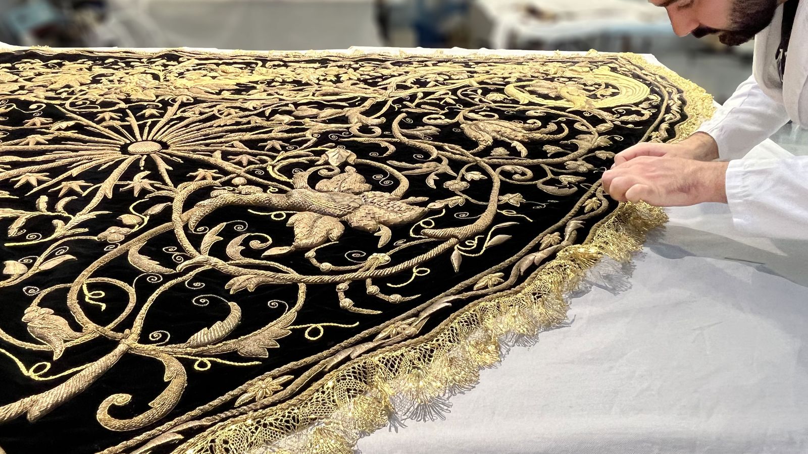 Del manto de salida de la Soledad