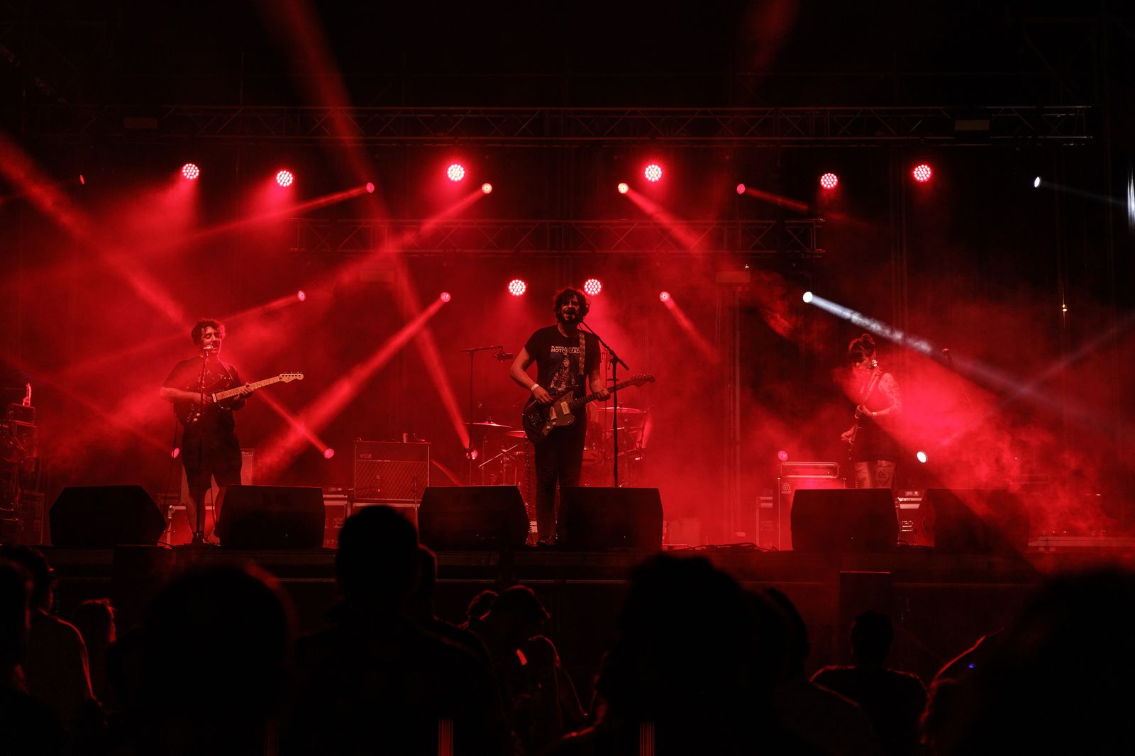 Búscate en las imágenes del primer día de conciertos en el festival  "No sin música"