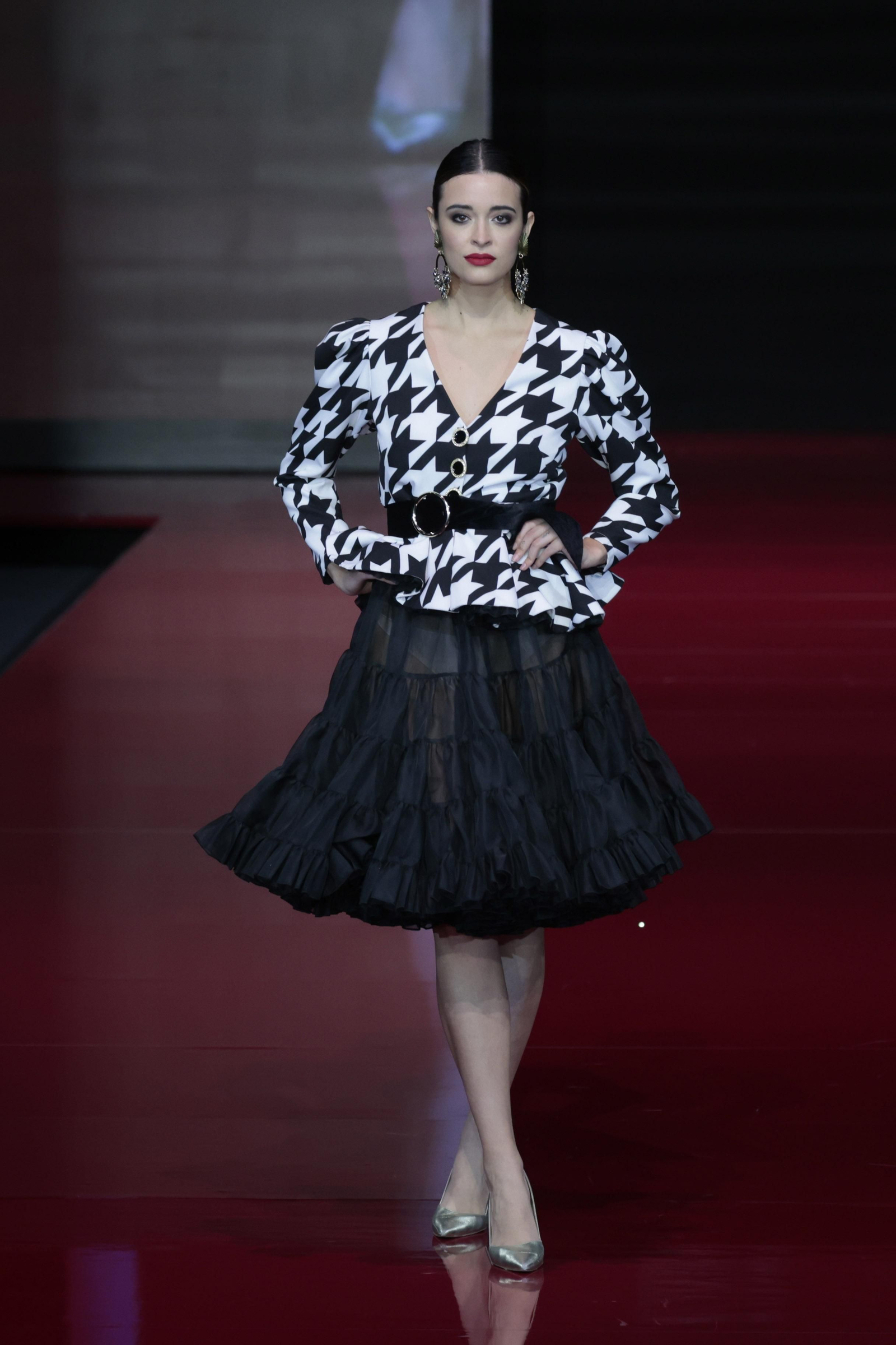 El desfile de Andalucía icónico Flamenco en SIMOF 2022, todas las fotos