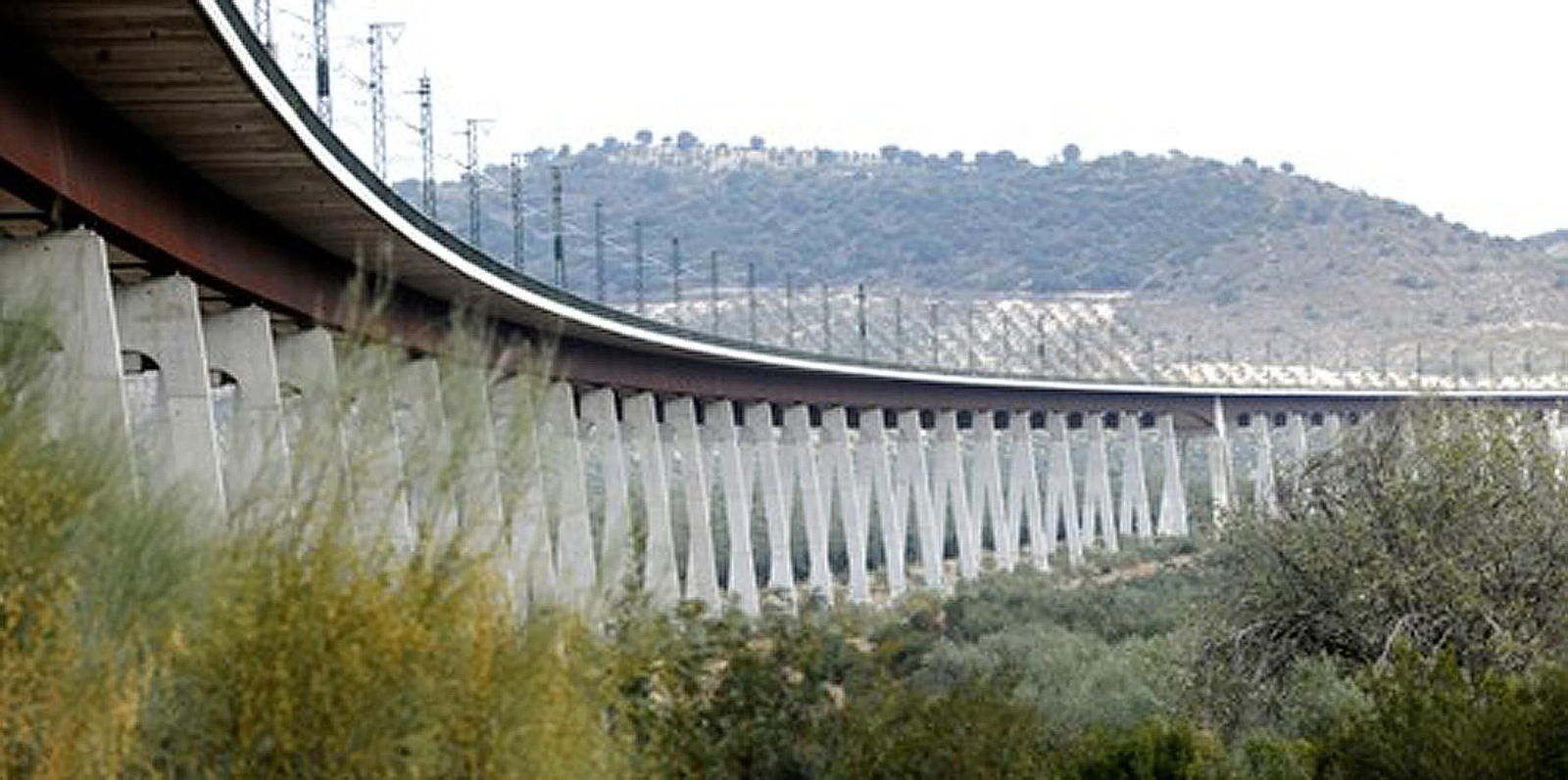 Viaducto de Archidona.