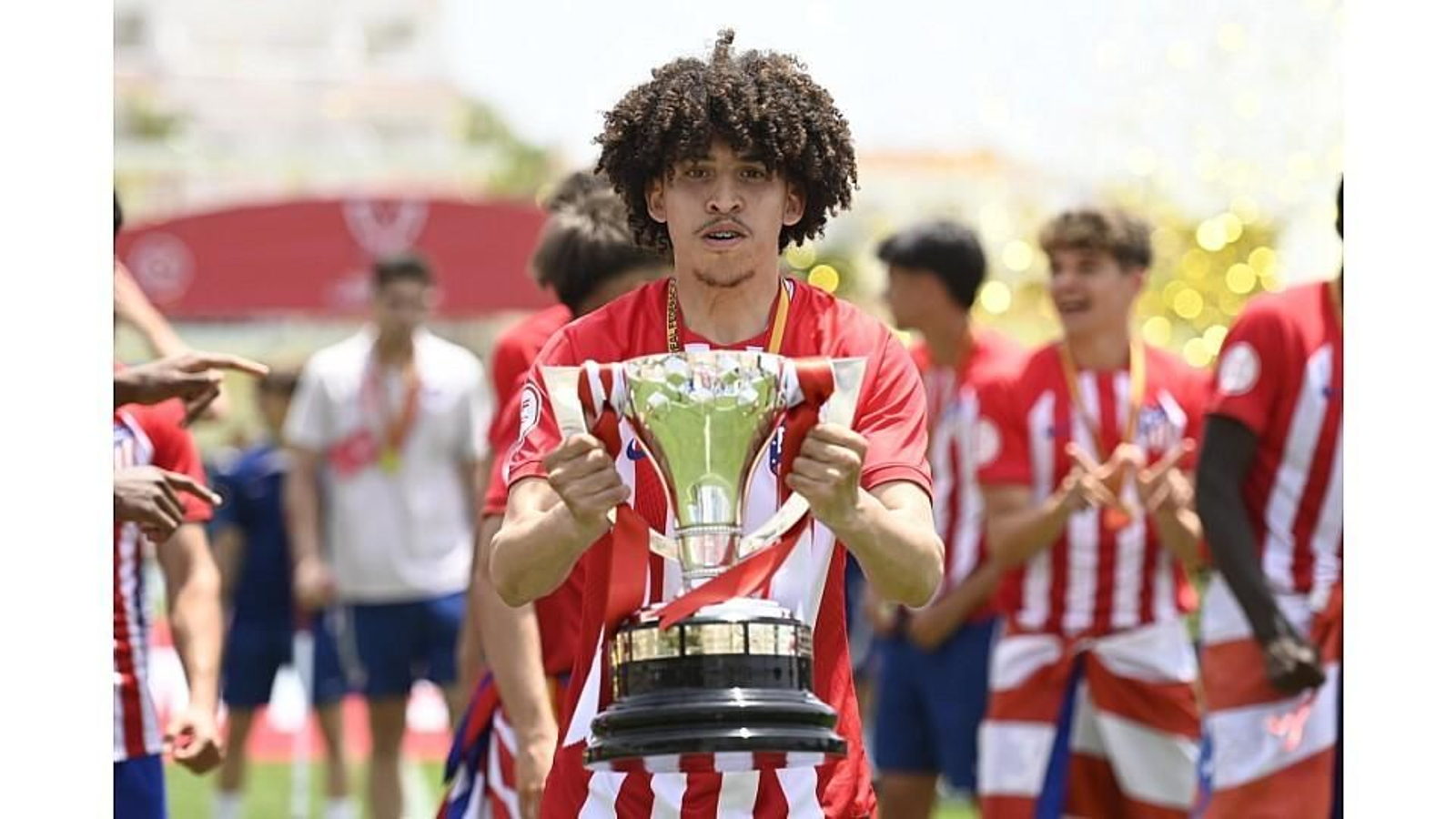 Nerja corona a Fernando Torres y su Atlético de Madrid juvenil