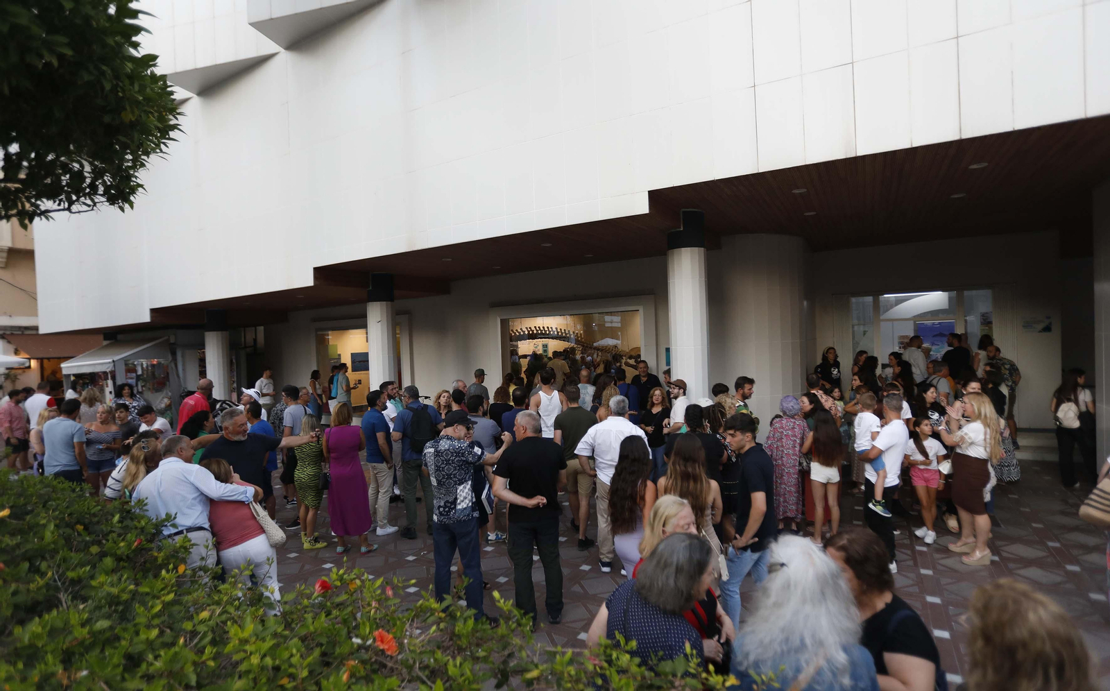 Fotos de la exposición del esqueleto de la ballena Galadriel