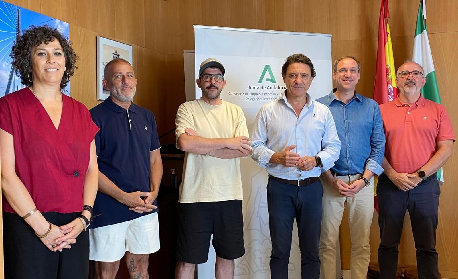 Encuentro entre Empleo y la Asociación de Profesionales de Sala en la Escuela de Hostelería de la Junta en Cádiz.