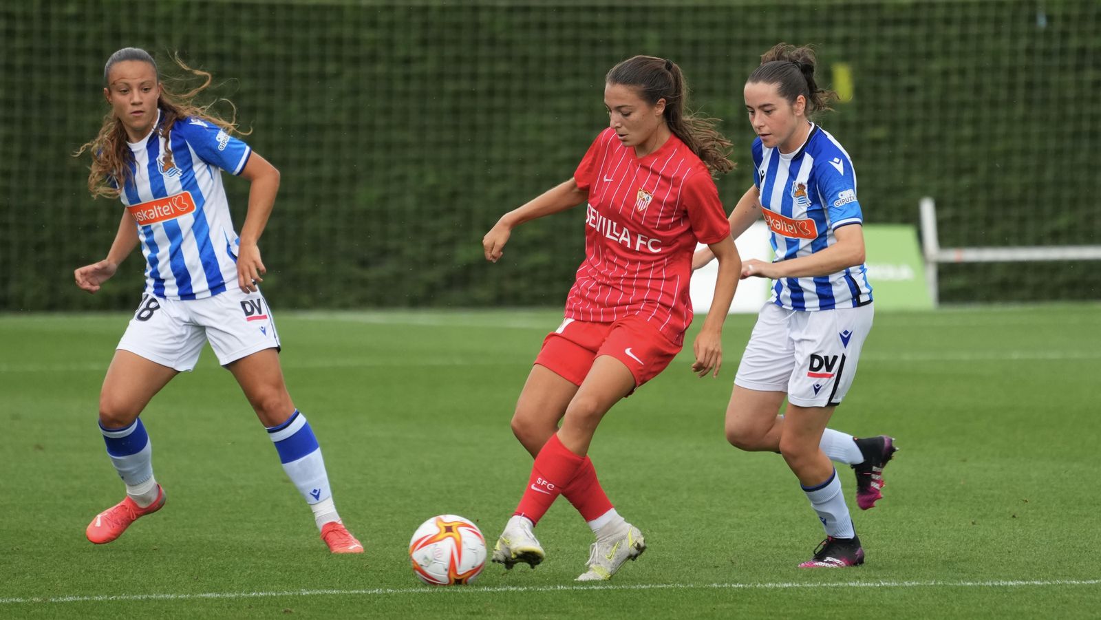 Imagen del partido de ida de la Liga Iberdrola ante la Real Sociedad.