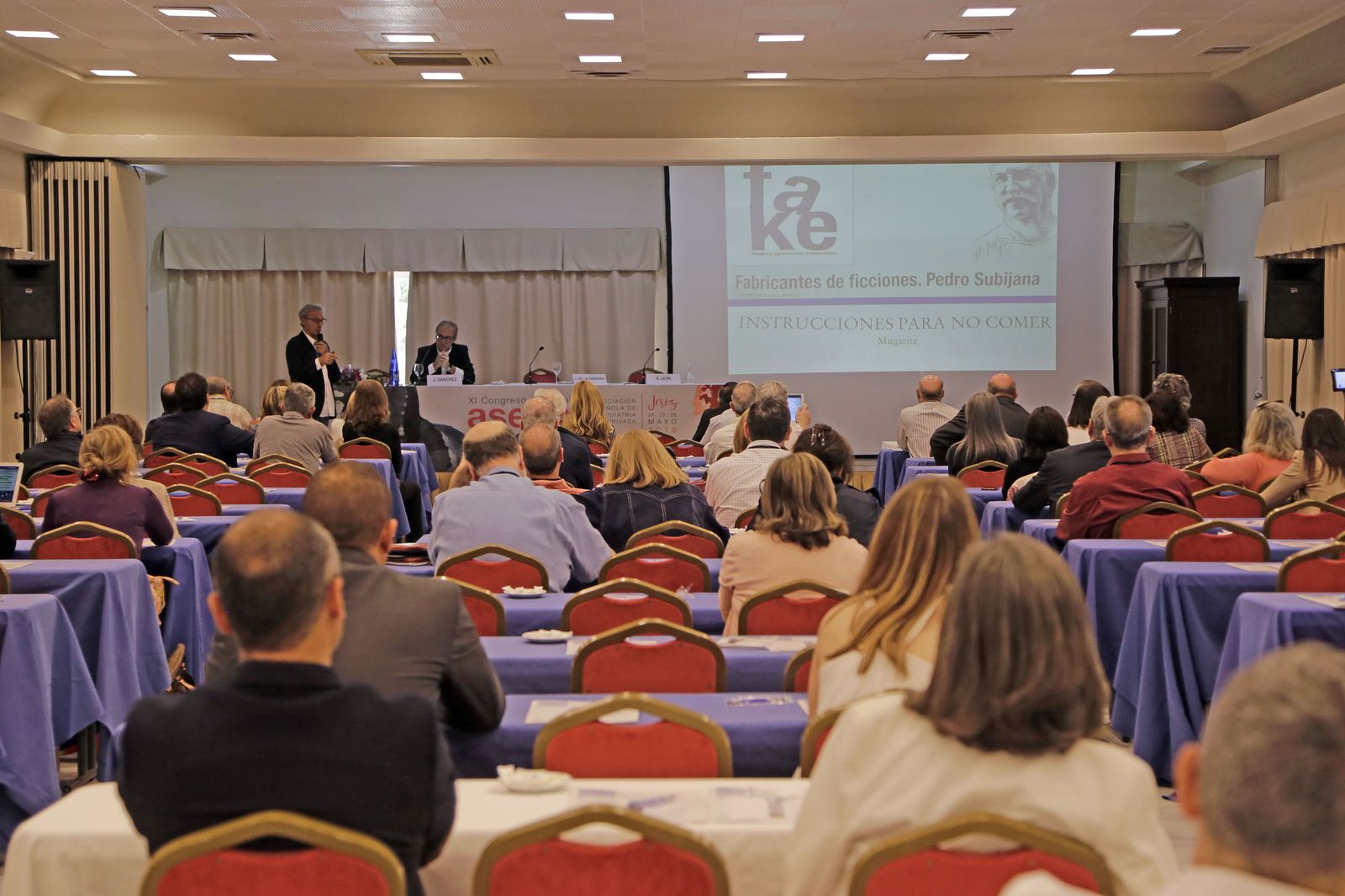 Un congreso  de Psiquiatría "abierto a                la sociedad"