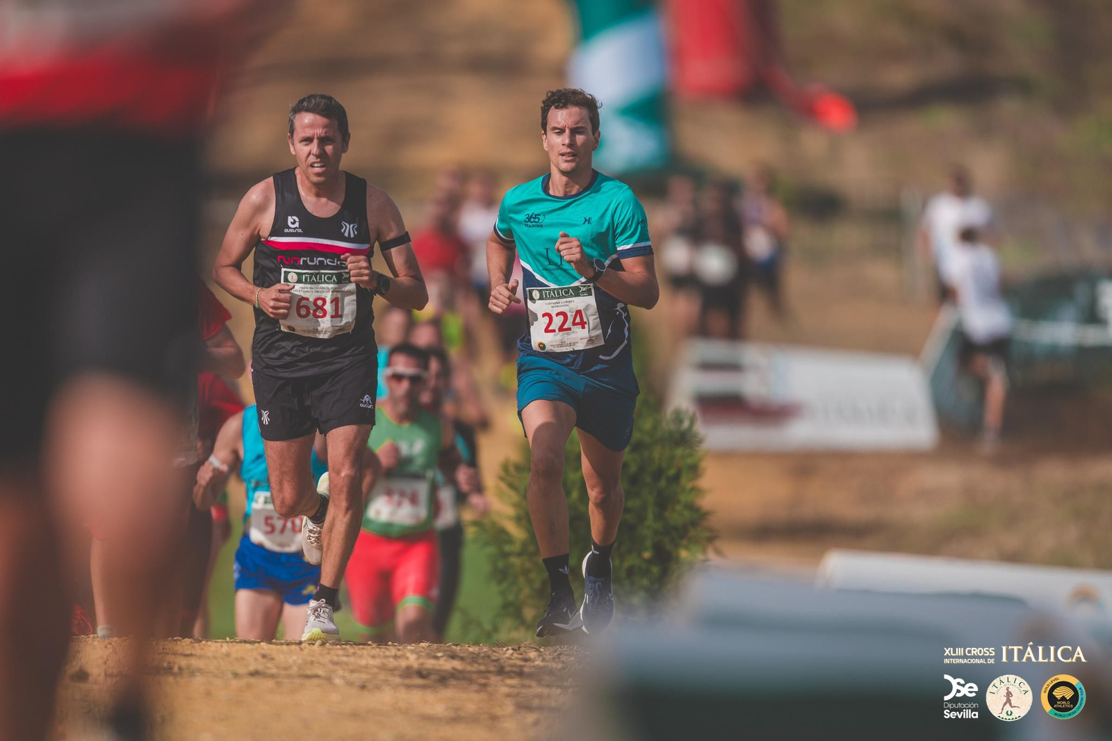 Búscate en las fotos del Cross de Itálica 2025 | 2