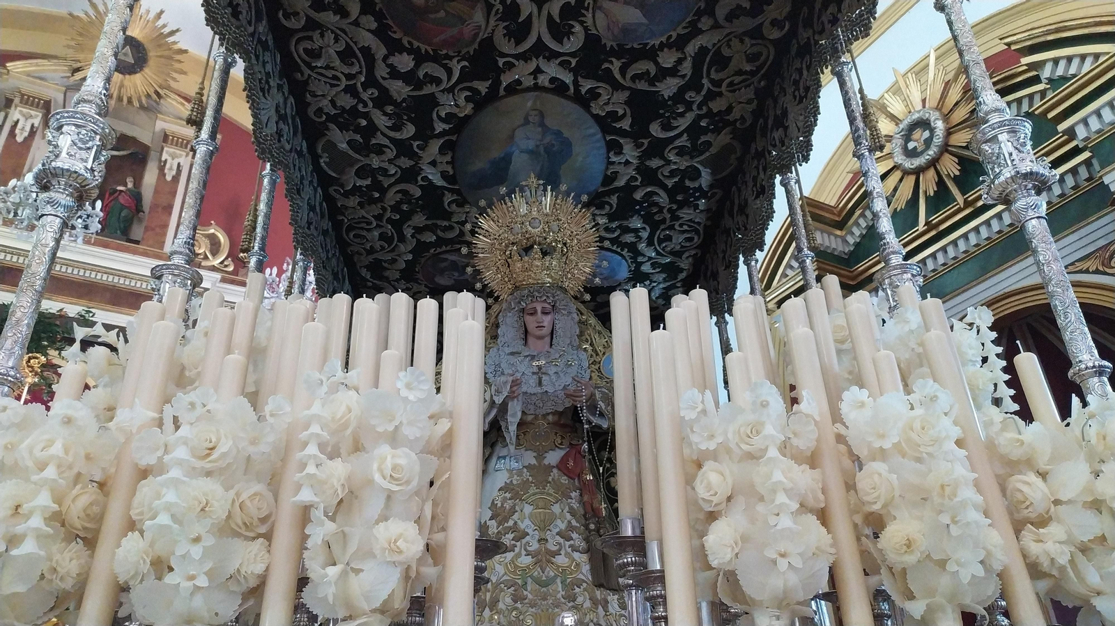 Las vísperas de la Magna Mariana de San Fernando en la iglesia de la Pastora
