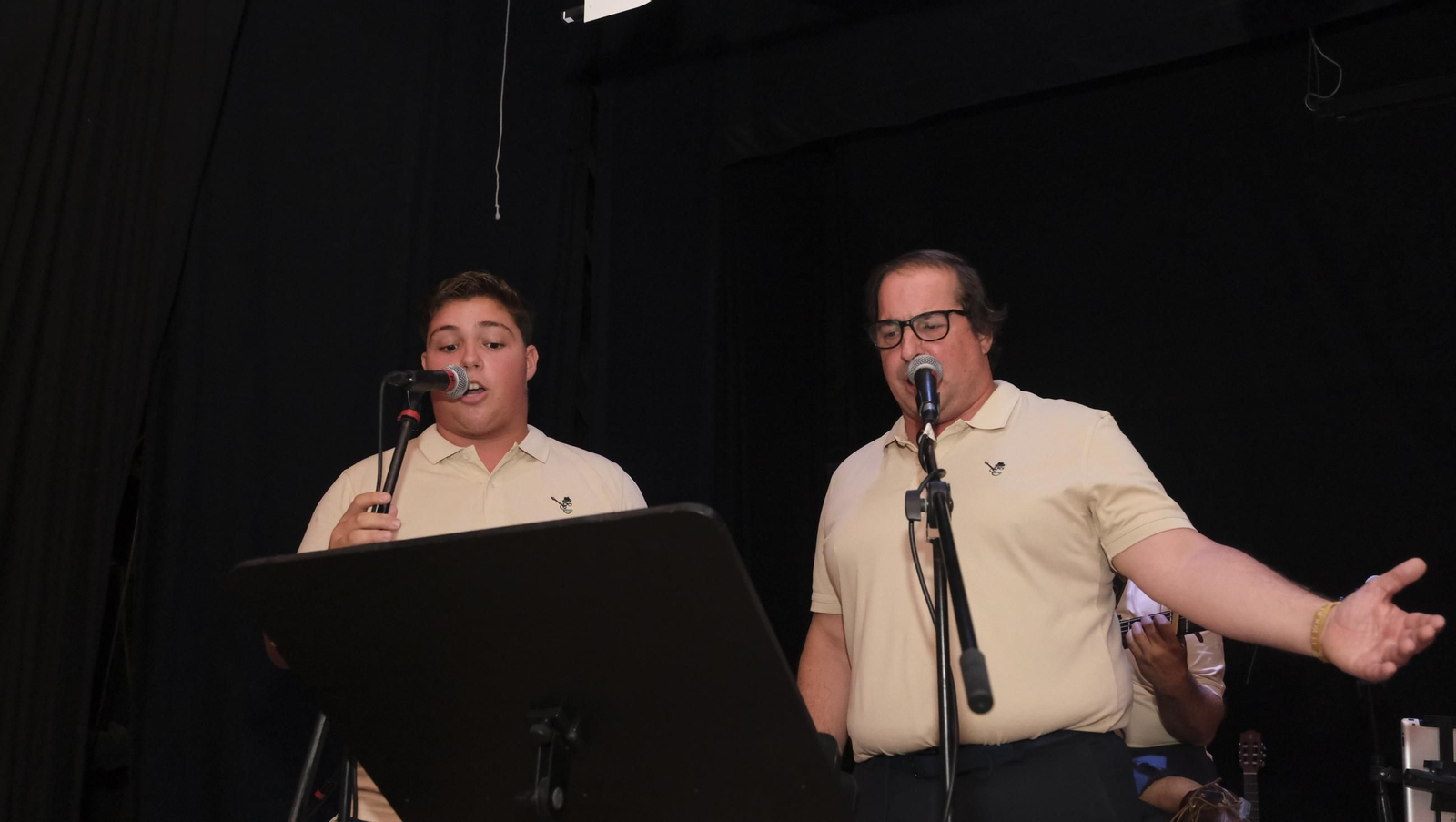 Los almerienses disfrutan del lunes en la Feria del Mediodía