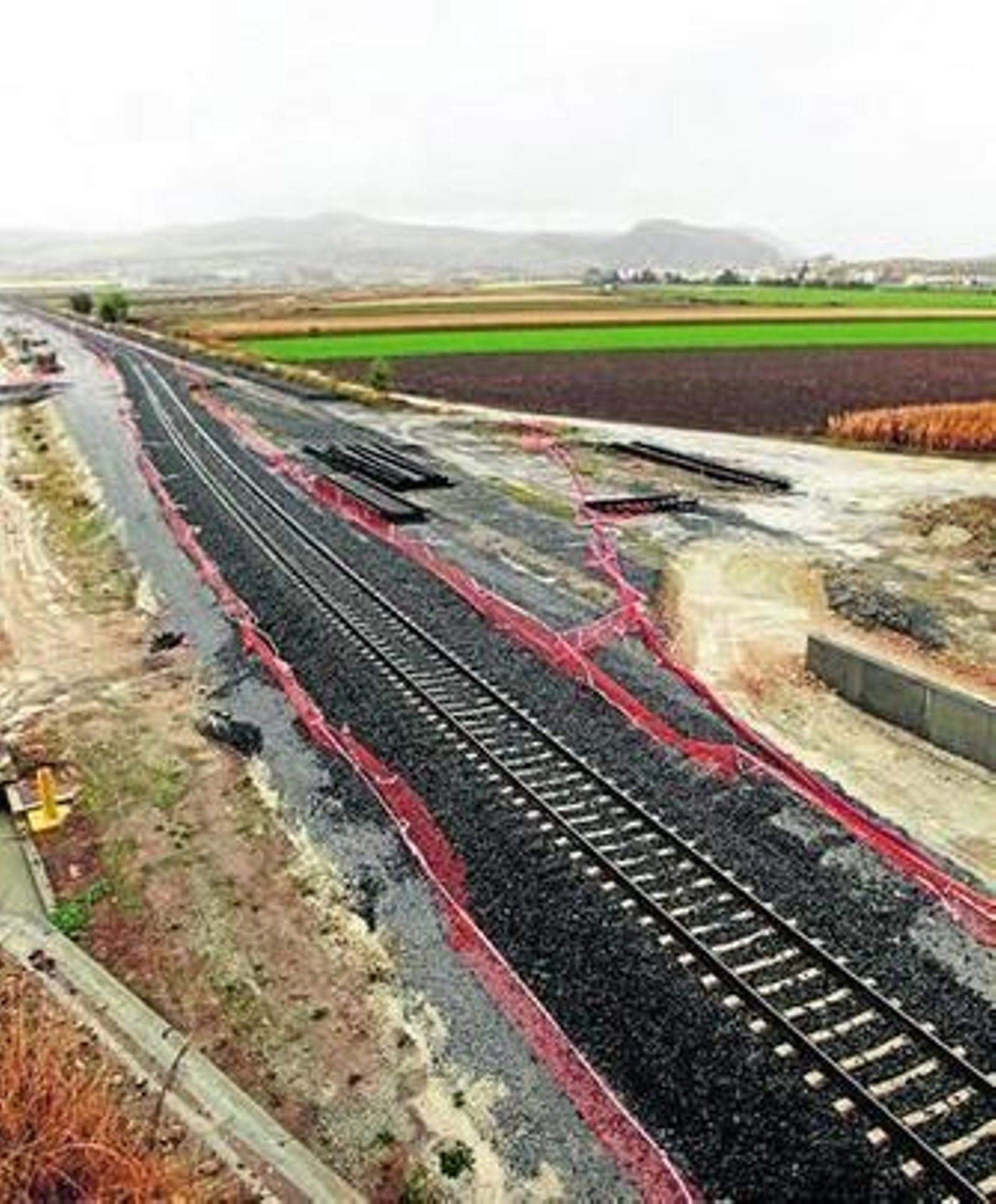 Obras del AVE en el tramo entre Granada y Antequera.