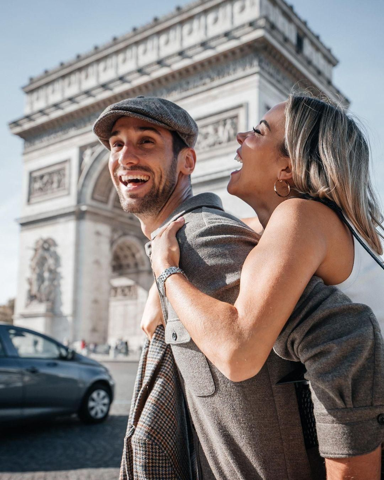 Sergio Rico y Alba Silva