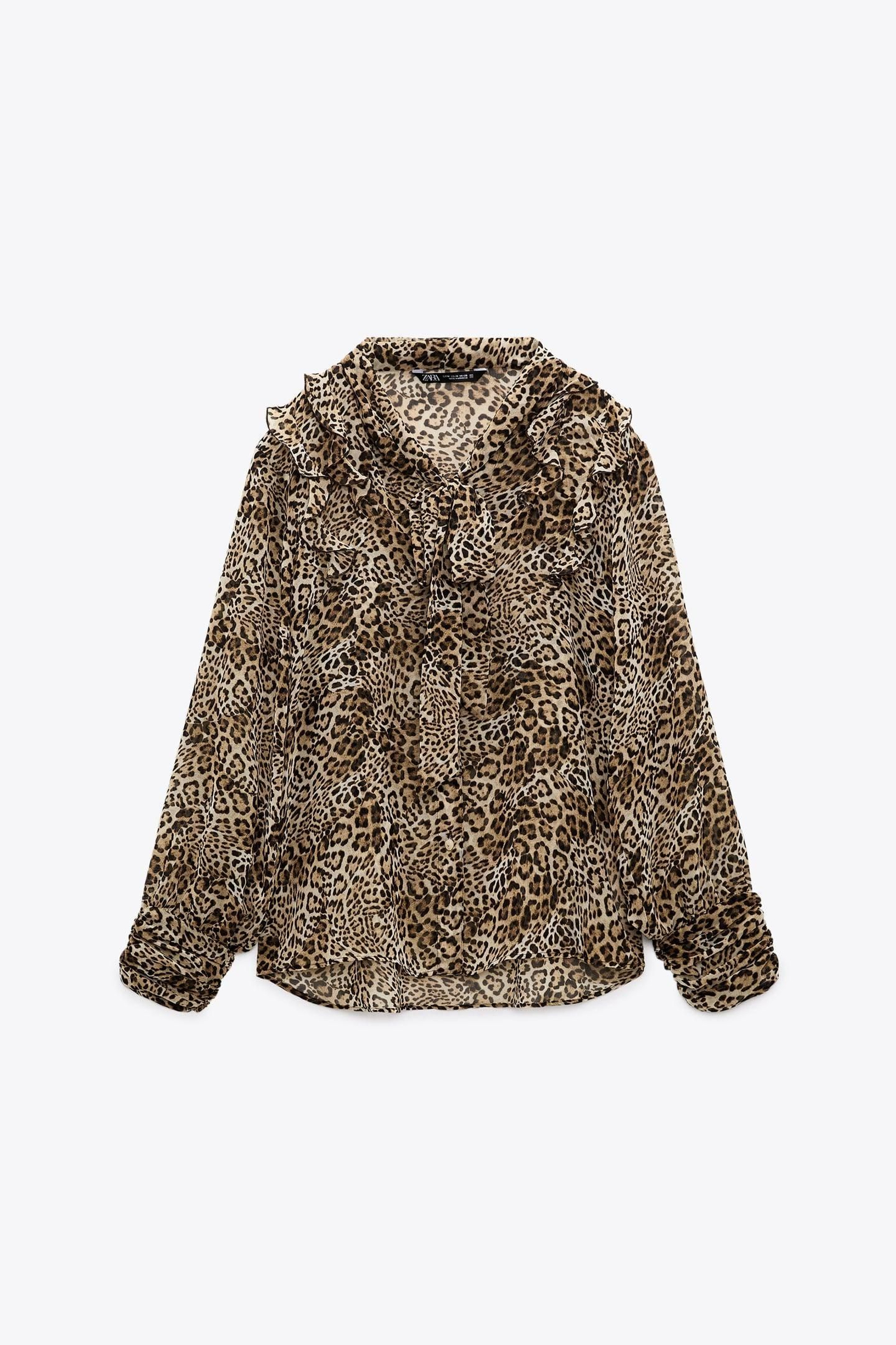 Blusa en animal print de Zara.