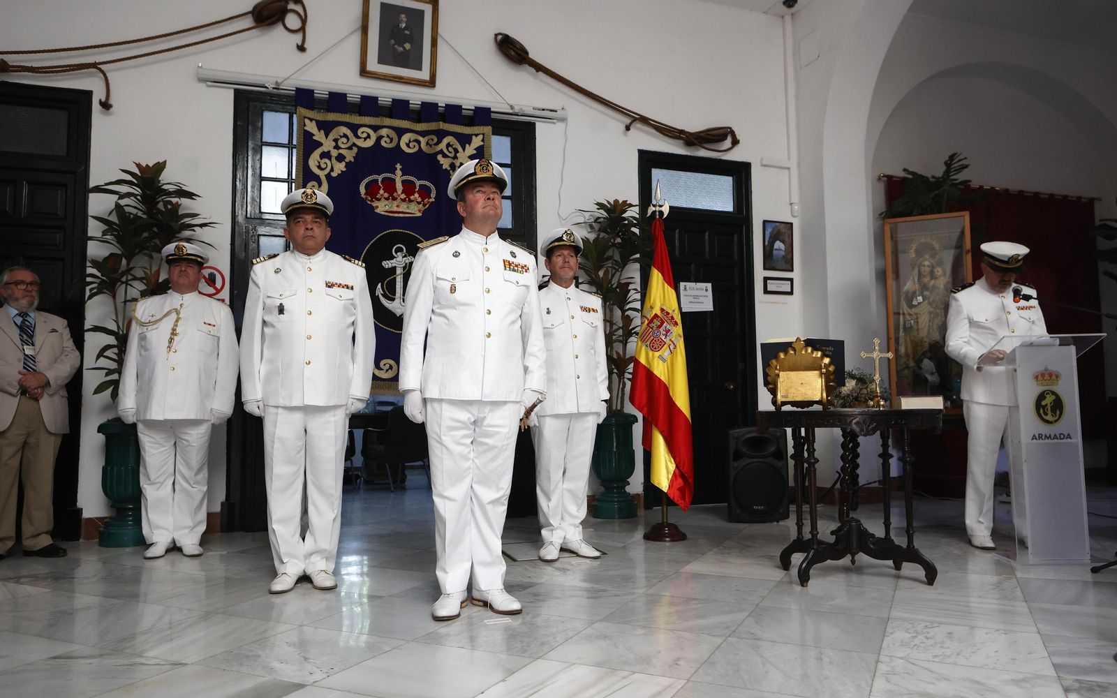 Entrega de mando de la Comandancia Naval de Sevilla al capitán de navío José Daniel González-Aller Lacalle