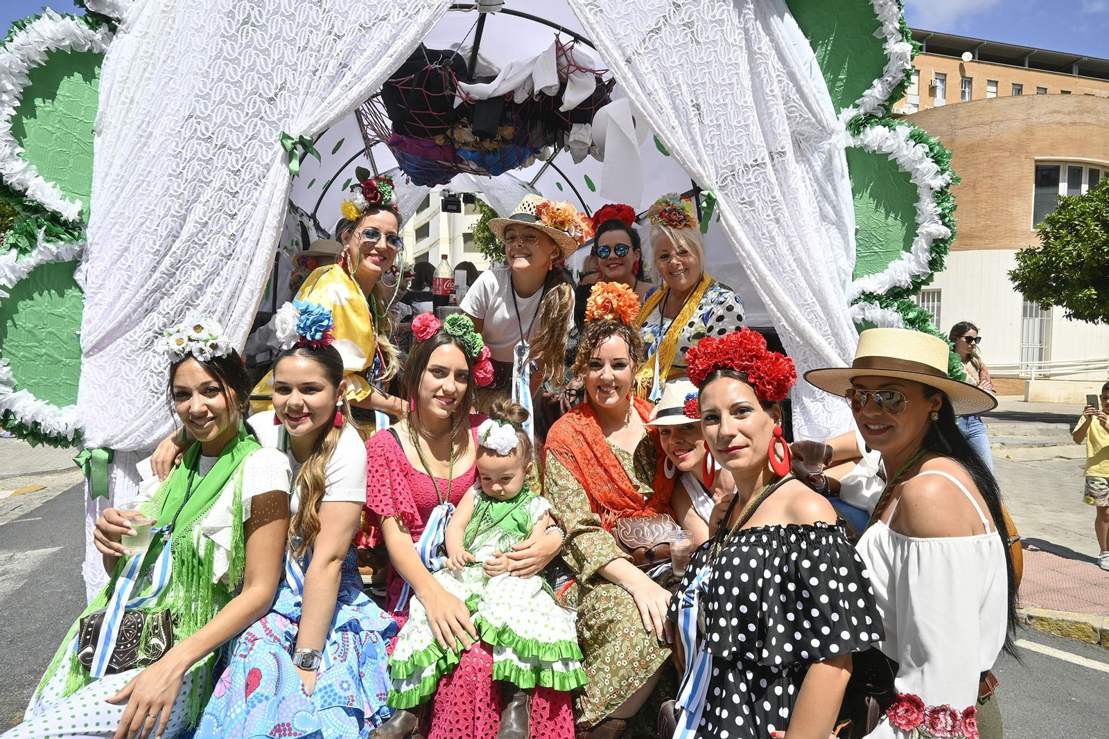 Todos los rocieros de la comitiva de la Hermandad de Huelva, en imágenes