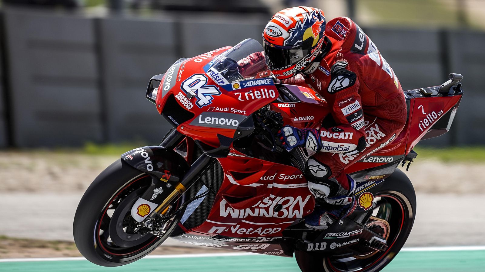 Andrea Dovizioso afronta en el GP de Cataluña a 12 puntos de Marc Márquez. Andrea Dovizioso afronta en el GP de Cataluña a 12 puntos de Marc Márquez.