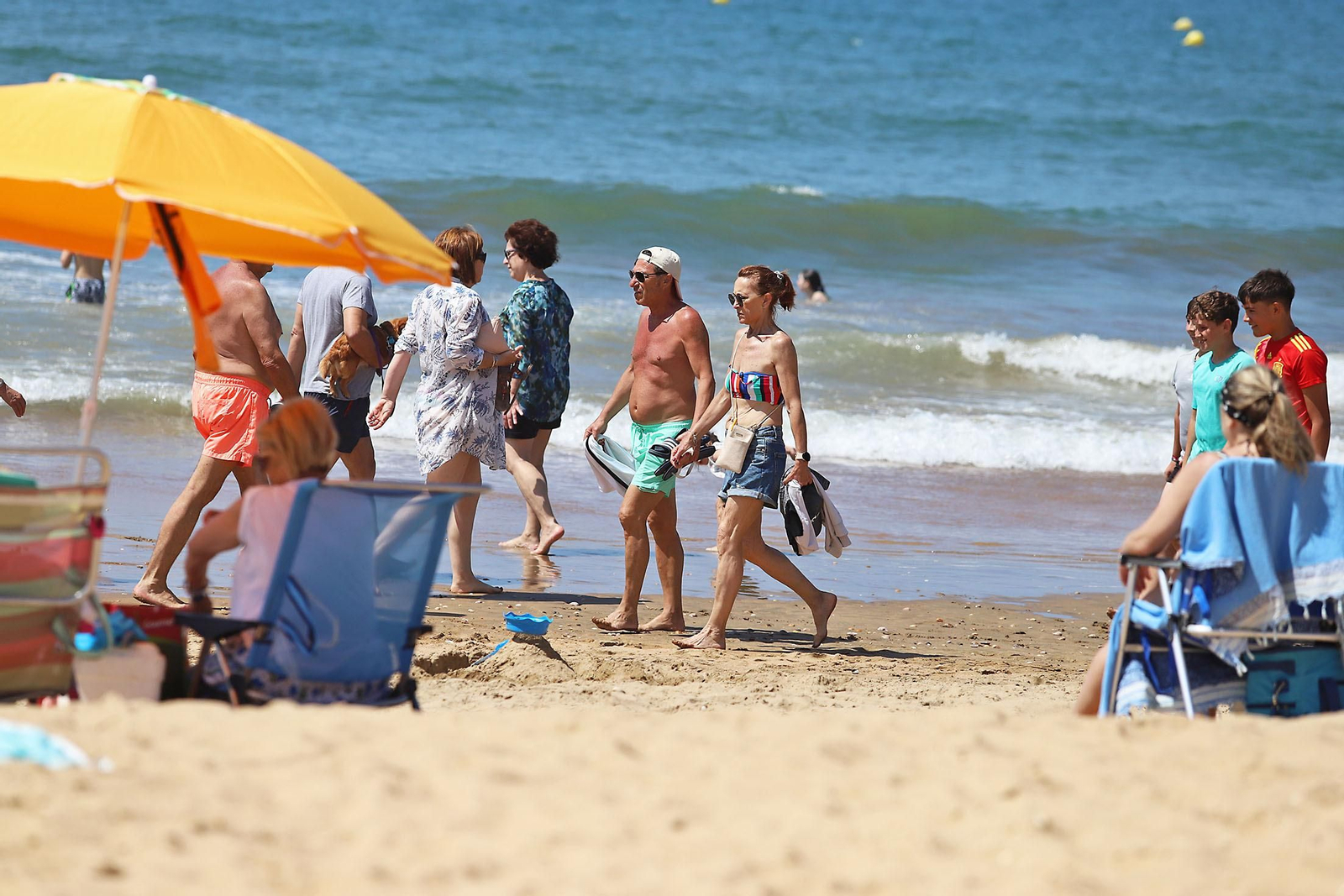 Las playas de Huelva se llenan en el 1 de mayo