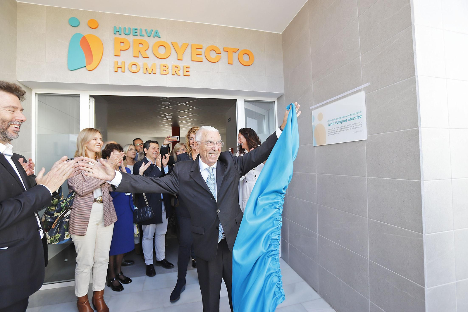 Imágenes de la inauguración del nuevo edificio de Proyecto Hombre en Huelva