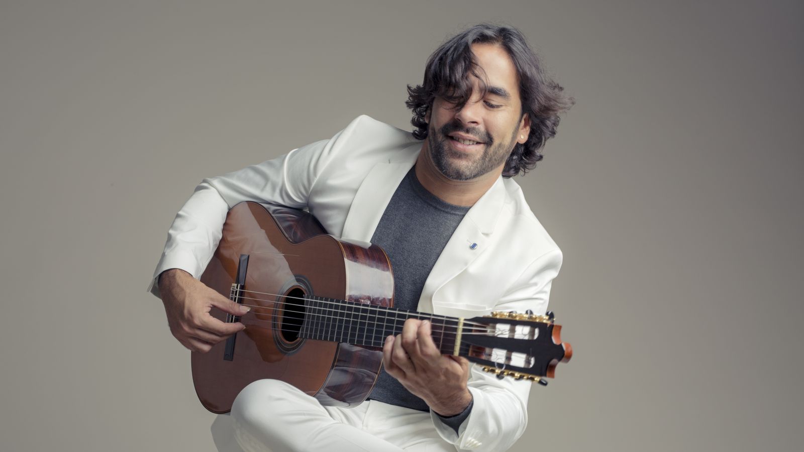 Daniel Casares vuelve al sur.