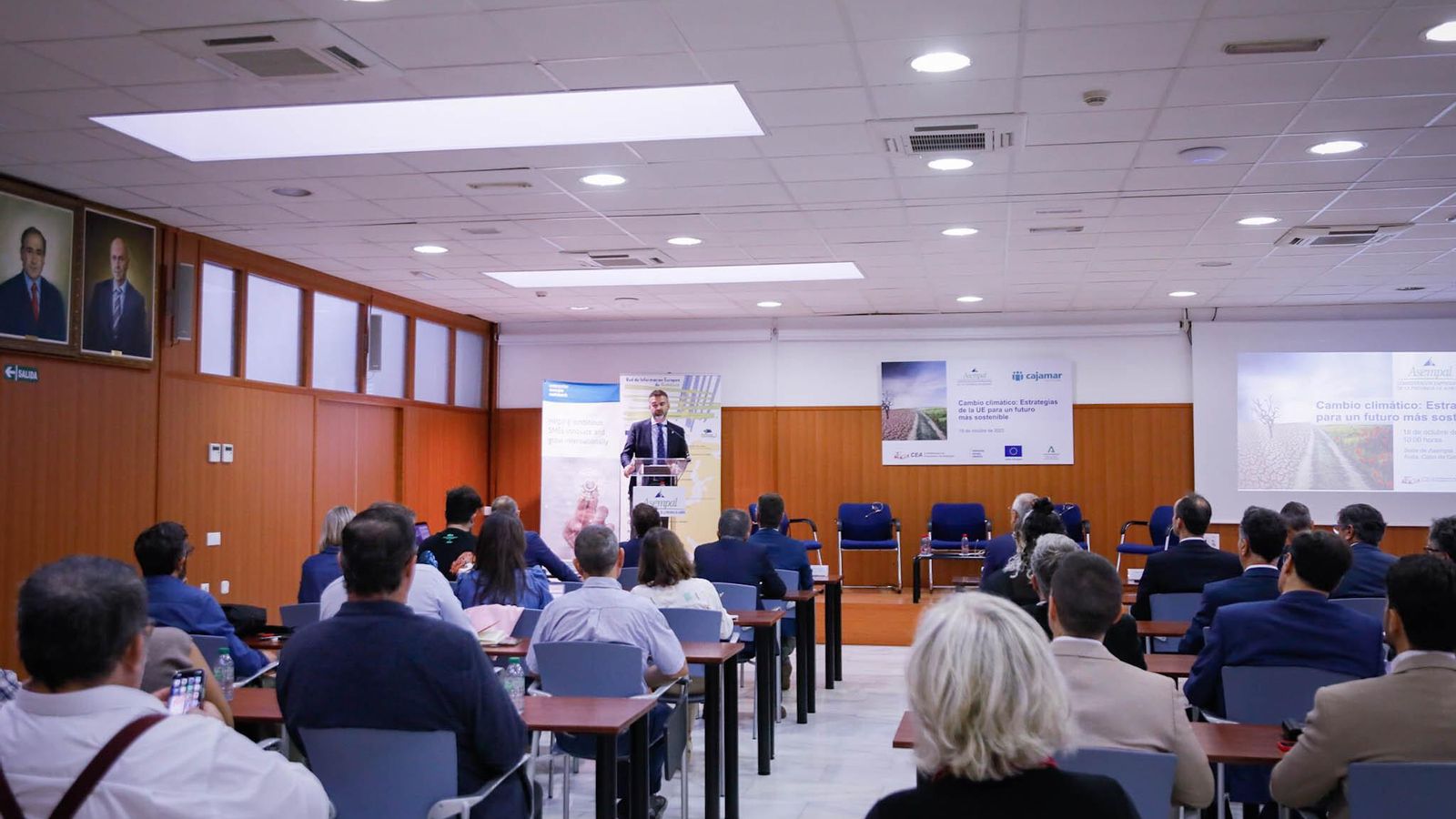 Lleno en la sede Asempal. Lleno en la sede Asempal.