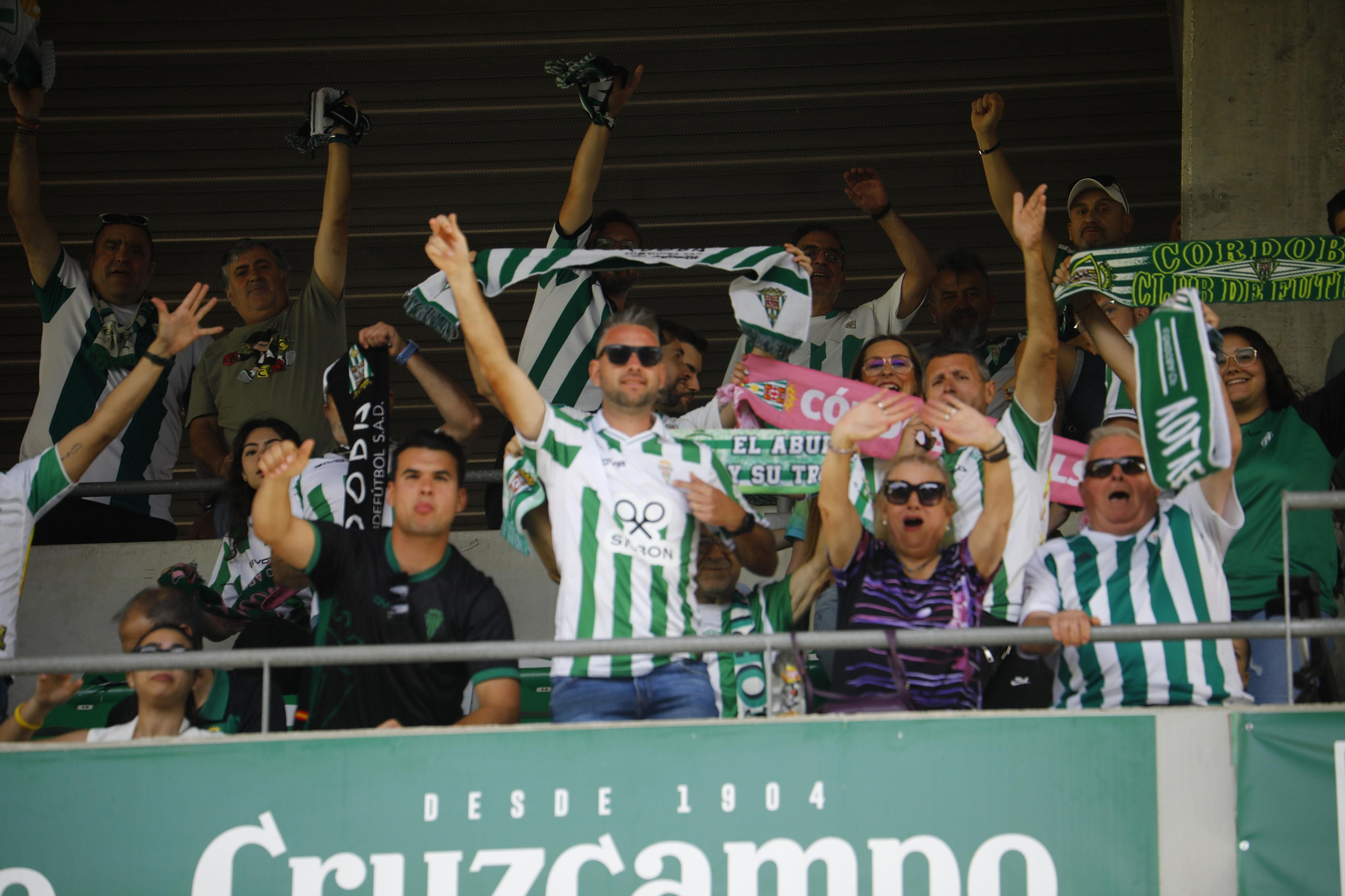 Las mejores fotos del ambiente en El Arcángel para el Córdoba CF - Ponferradina