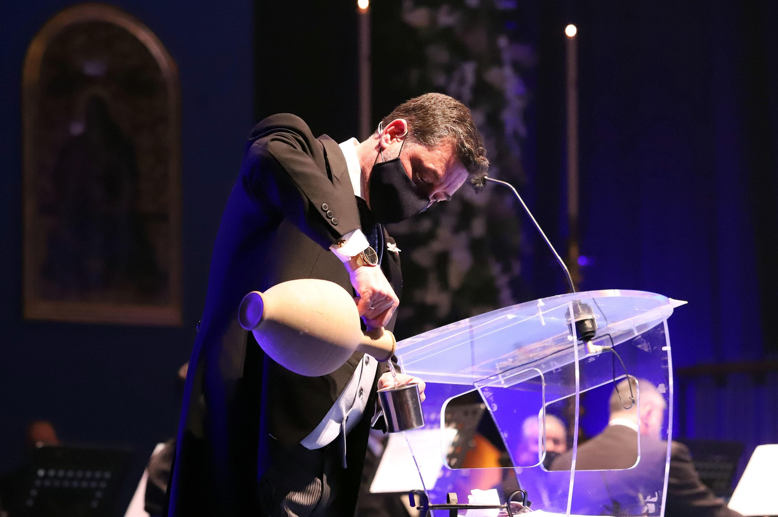 Imágenes del Pregón de la Semana Santa de Huelva 2021 de Eduardo Sugrañes