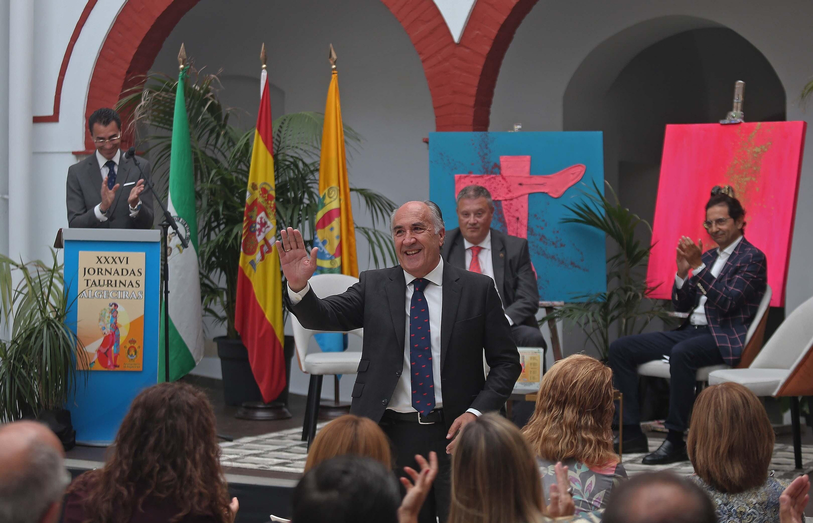 El pregón de las XXXVI Jornadas Taurinas de Algeciras ofrecido por José Luis López Guío, en imágenes