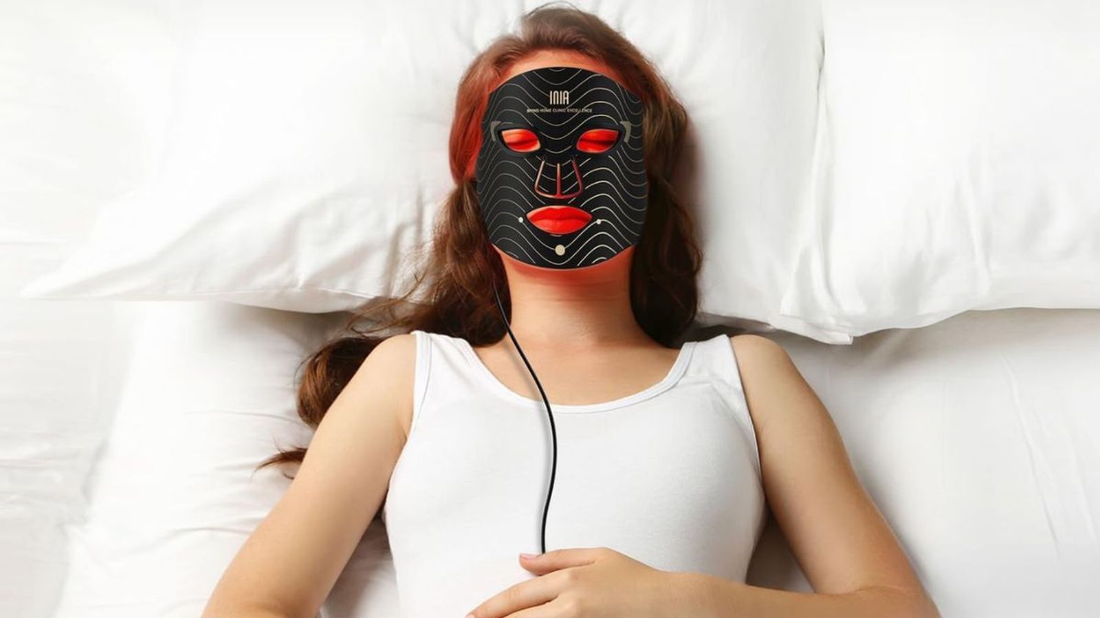 ¿Funcionan las máscaras LED faciales tan de moda? Estas son las ventajas de la terapia de luz
