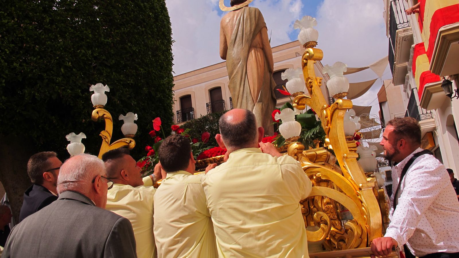 Un instante de la procesión.