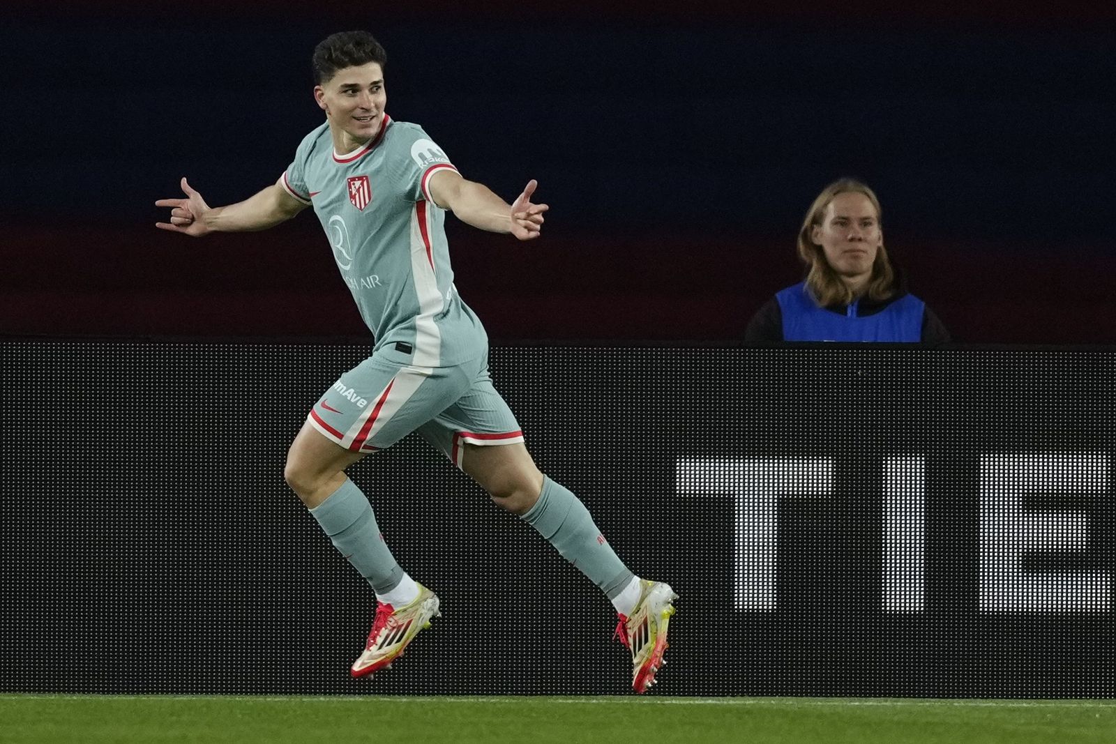 Las fotos del espectacular Barcelona - Atlético de Madrid