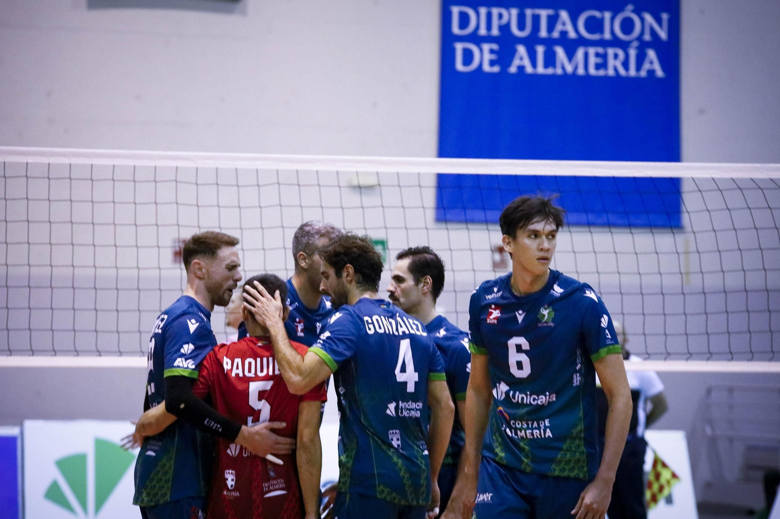 Unicaja Costa de Almería-Arenal Emeve de la Superliga, en imágenes