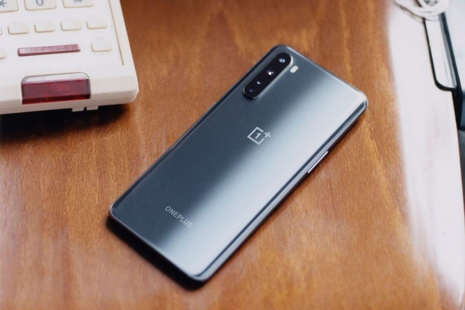 Renueva tu smartphone a un precio sorprendente: este OnePlus Nord 5G tiene ahora un descuento del 38% en Amazon