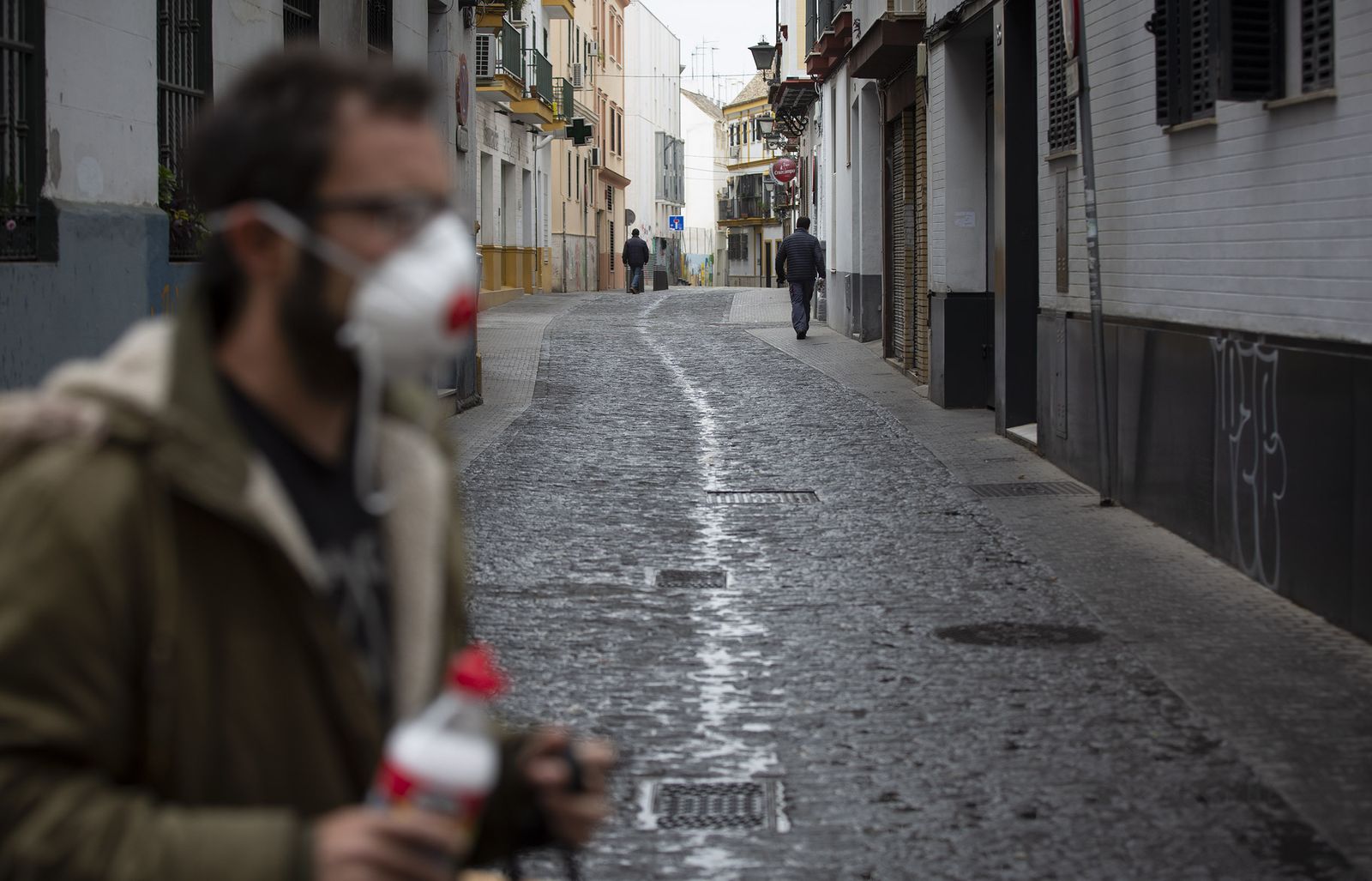 Coronavirus en Sevilla: Callejeando en una ciudad desierta