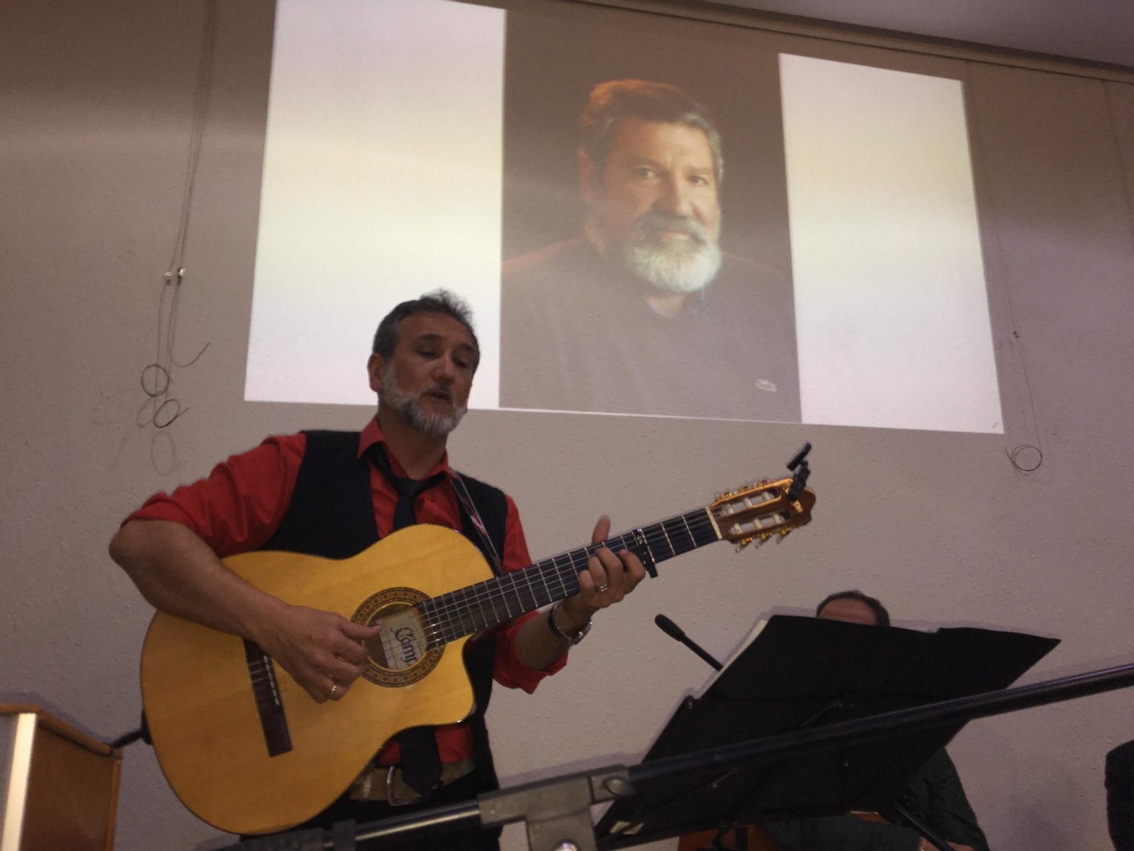 Nicolás Capelo durante una actuación.