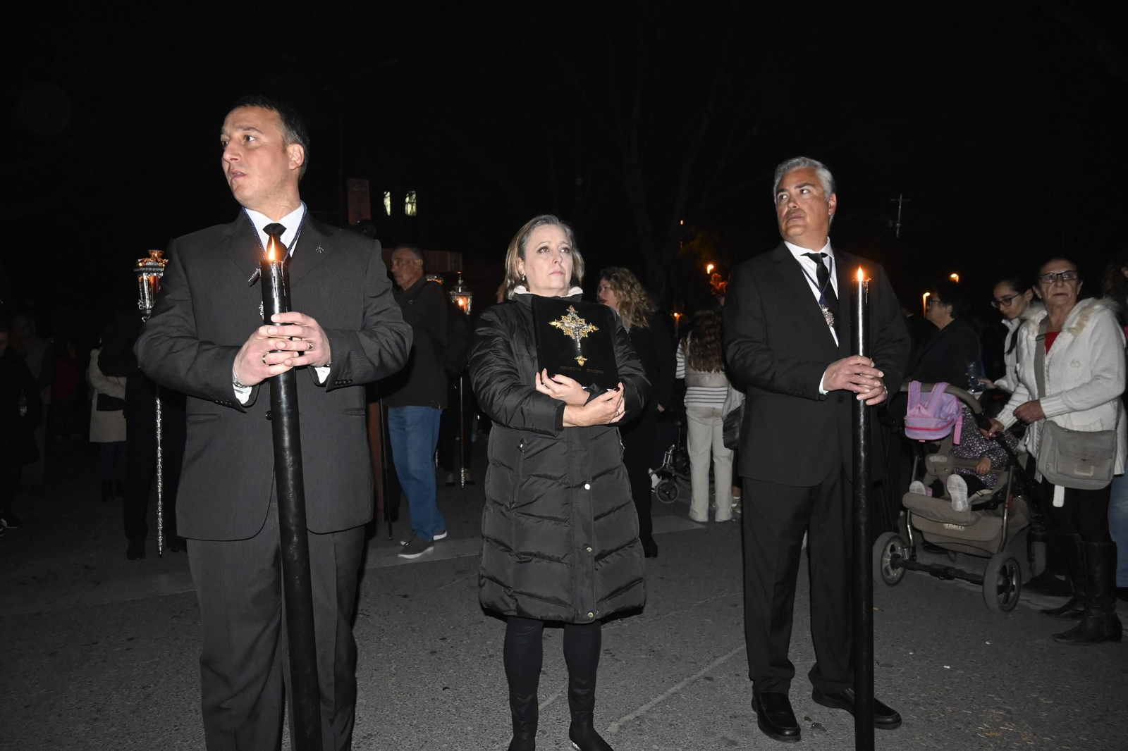 El Vía Crucis de la Semana Santa de Huelva, en imágenes