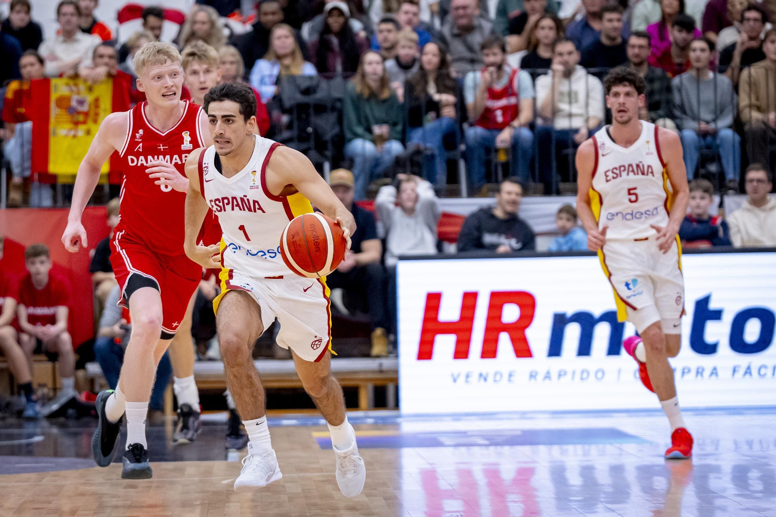 Las mejores fotos del Dinamarca-España de baloncesto