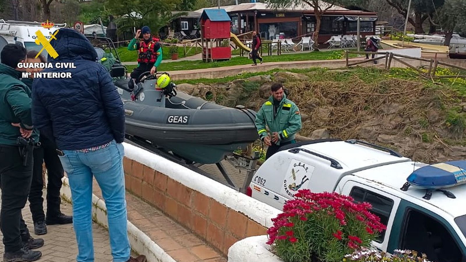 Dispositivo de búsqueda de la Guardia Civil en Sanlúcar de Guadiana.