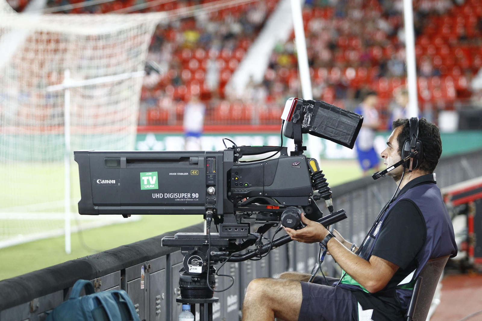 Imágenes del partido de La Liga Ea Sports U.D. Almería-Valencia C.F.
