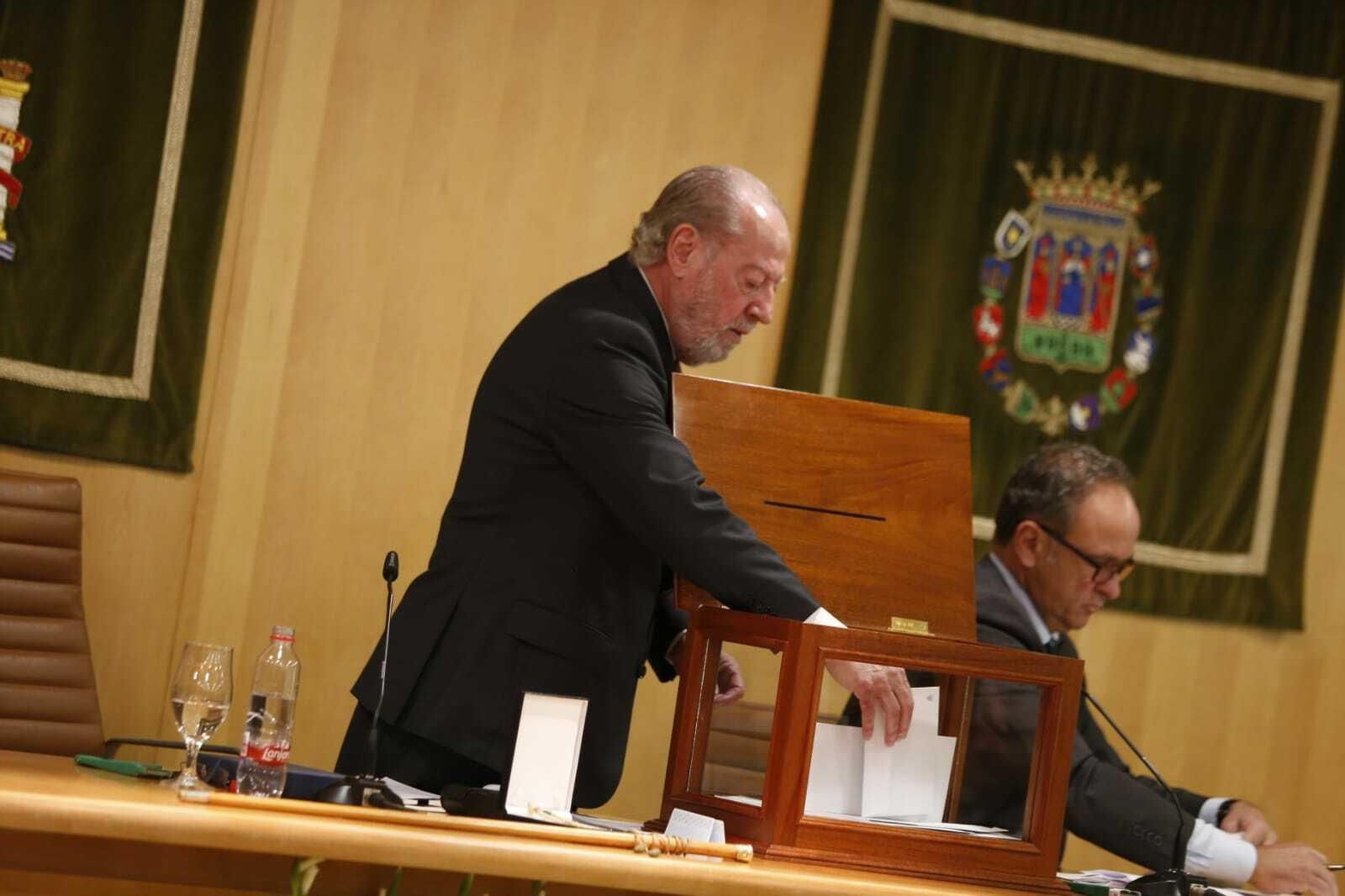 Las imágenes del pleno de constitución de la Diputación de Sevilla