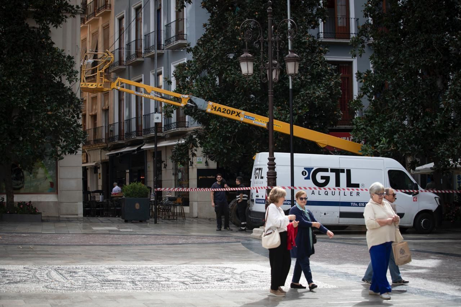 Las luces de Navidad llegan a Granada